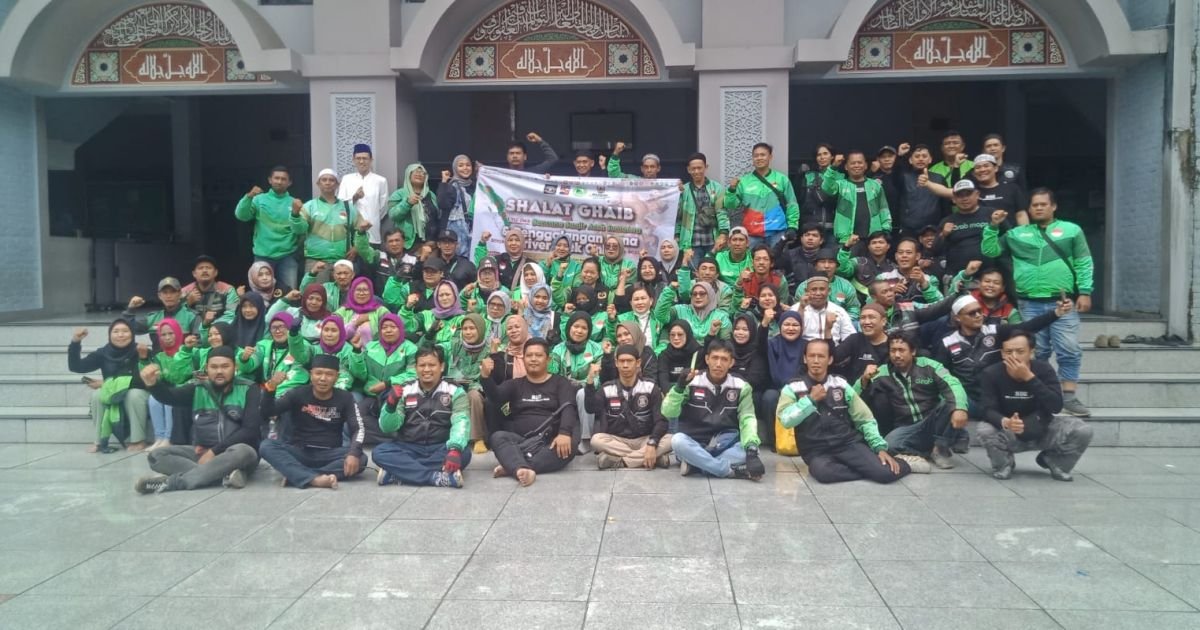 Solidaritas Ojol Bogor: Shalat Ghaib dan Galang Dana untuk Korban Banjir Aceh-Sumatra