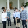 Bersama Sejumlah Dubes, Presiden Jokowi Tinjau Persemaian di Rumpin Bogor