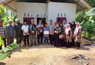 Wujud Simpati Dinas Pendidikan Dan kebudayaan Aceh Timur Berikan Bantuan Kepada Korban Kebakaran Di Madat