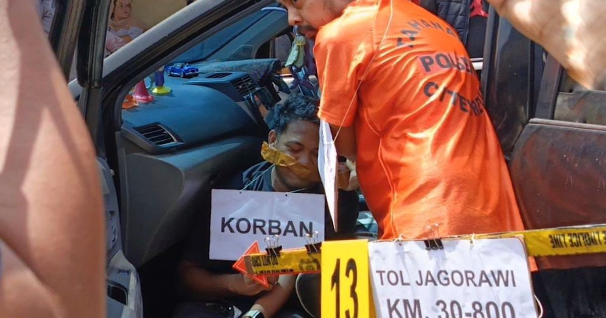 Rekonstruksi Pembunuhan Sopir Taksi Online di Tol Jagorawi Bogor, 28 Adegan Diperagakan