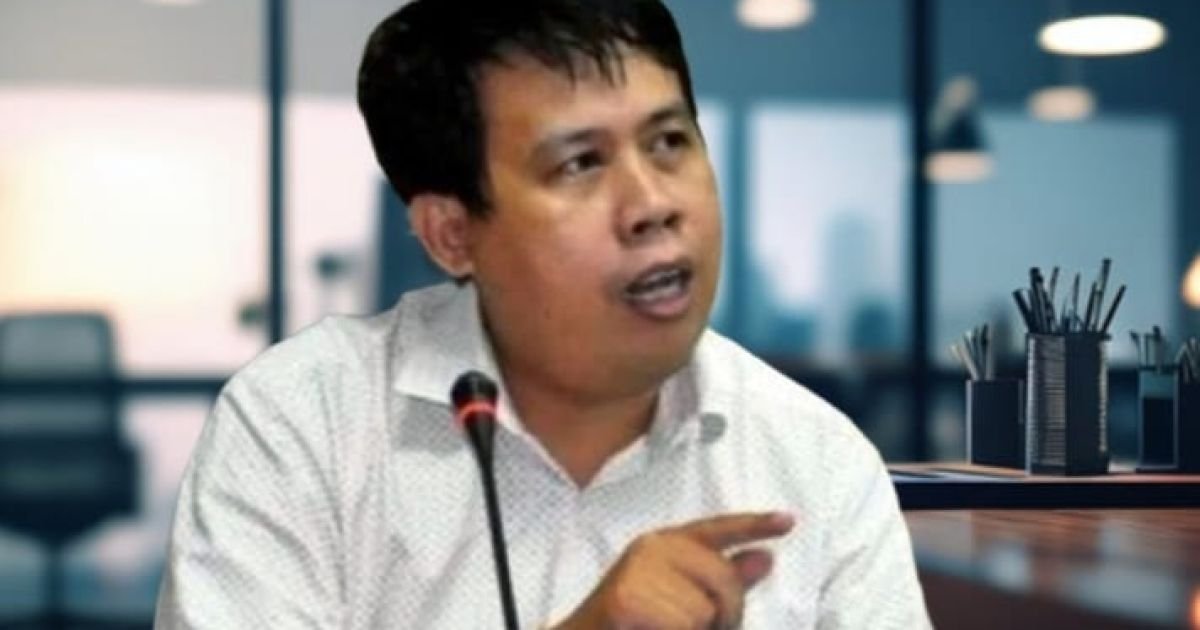 Direktur Eksekutif CBA, Uchok Sky Khadafi